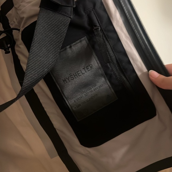 NEW Adidas RAIN RDY JACKET - Picture 7 of 11